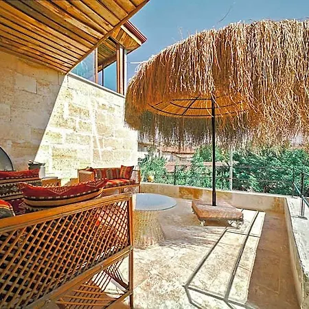 Отель Aysel House 3*