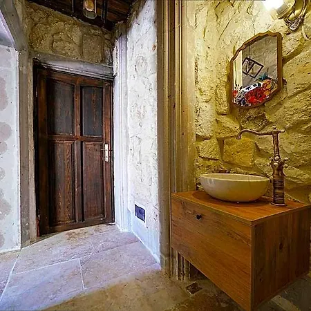 Отель Aysel House 3*